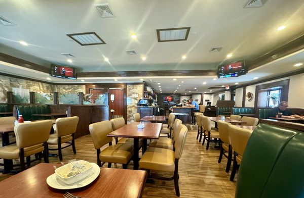 Ripples Of The Lakes Restaurant And Bar by null