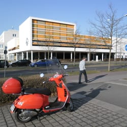Skulpturen und Plastiken