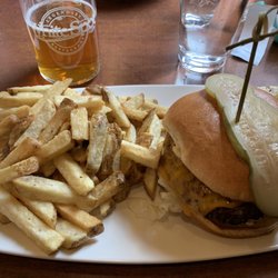 White Spot - Legendary burger