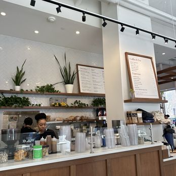 Toastique - Juice Bars & Smoothies Near Me - Hoboken, New Jersey