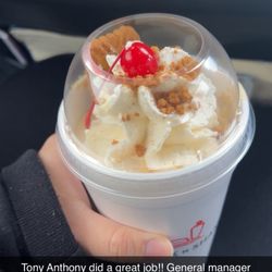 Steak ’n Shake - Biscoff cookie milkshake