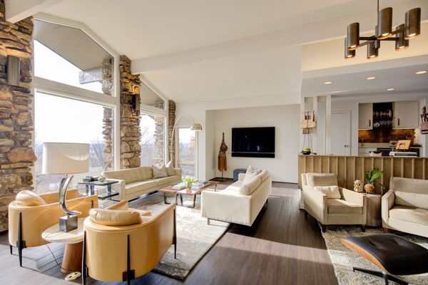 Fifteenth and Home Furniture and Design Services by null