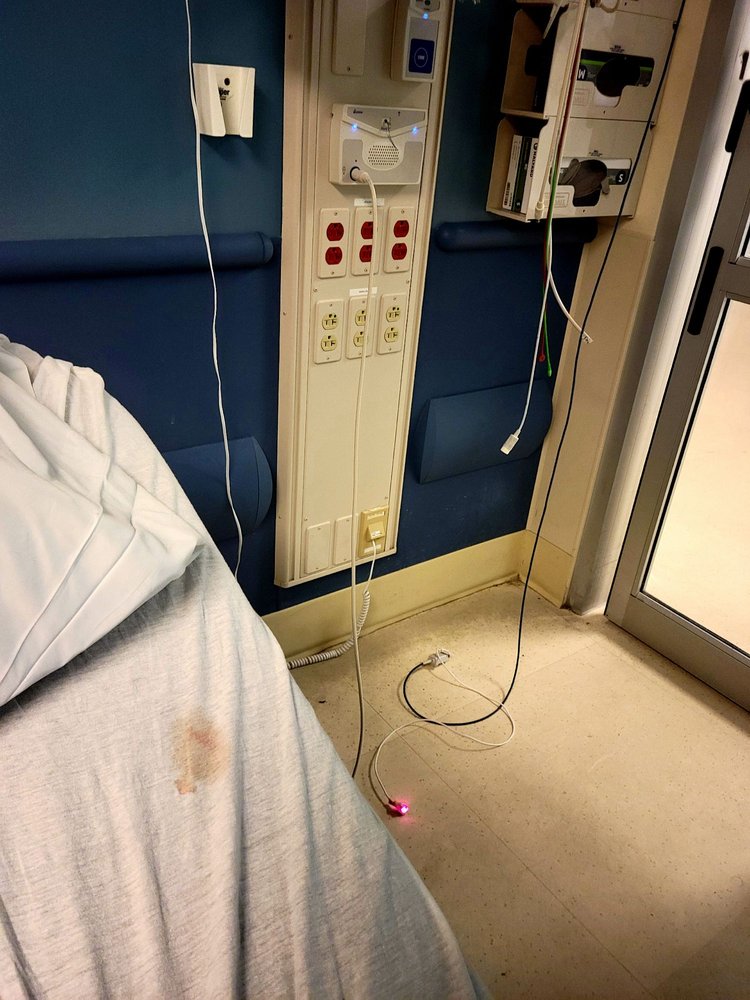 UPMC HARRISBURG 22 Photos & 21 Reviews Hospitals 111 S Front St