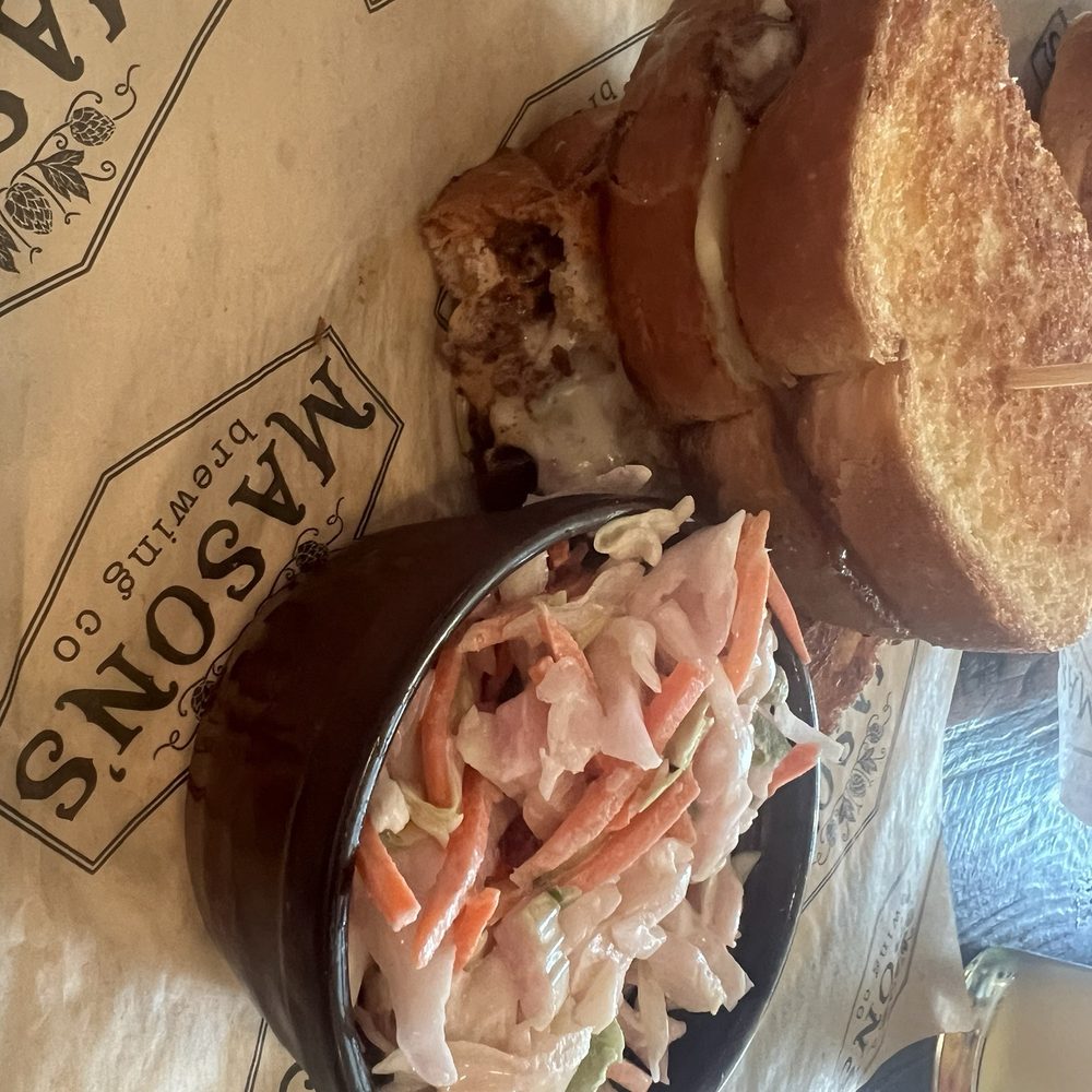 Mason’s Brewing - Patty melt with celery slaw - Breweries Near Me - Brewer, Maine Mason’s Brewing - Patty melt with celery slaw - Breweries Near Me - Brewer, Maine