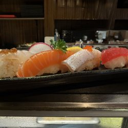 Ginza Japanese Cuisine - Sushi Sampler