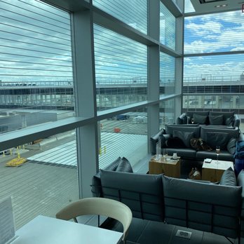 The Centurion Lounge - Airport Lounges Near Me - Jamaica, New York