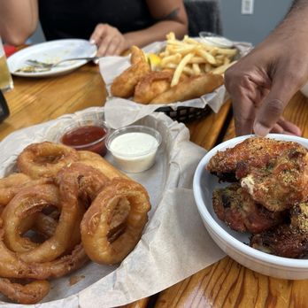 Southern Pacific Brewing - Onion Rings Basket - Breweries Near Me - San Francisco, California Southern Pacific Brewing - Onion Rings Basket - Breweries Near Me - San Francisco, California