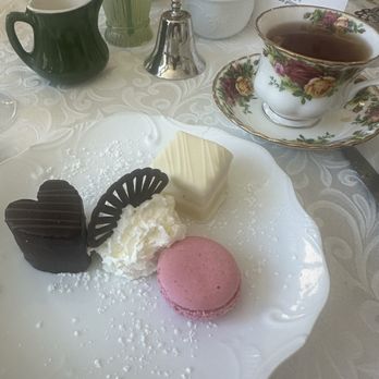 Lisa's Tea Treasures - Petit fours and tea - Tea Rooms Near Me - Campbell, California Lisa's Tea Treasures - Petit fours and tea - Tea Rooms Near Me - Campbell, California