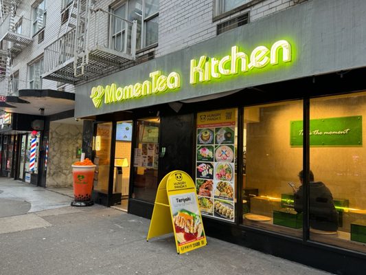 MomenTea Kitchen - W 14th St by null
