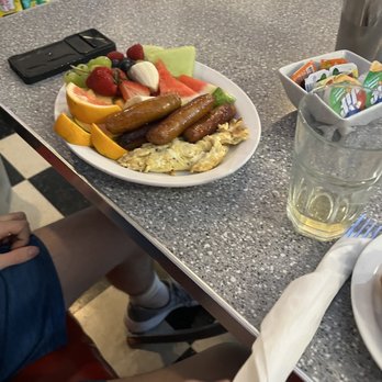 Rockin' Robyn's Diner - Breakfast - Breakfast & Brunch Near Me - Edmonton, Alberta Rockin' Robyn's Diner - Breakfast - Breakfast & Brunch Near Me - Edmonton, Alberta