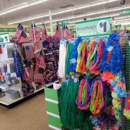 Party supplies  Memorial/ Independence day and luau for summer!