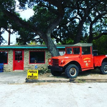 Rustic Hideaway - Arts & Crafts Near Me - Canyon Lake, Texas