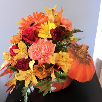 Neu Blooms - Cutie Pie - Florists Near Me - Orlando, Florida Neu Blooms - Cutie Pie - Florists Near Me - Orlando, Florida