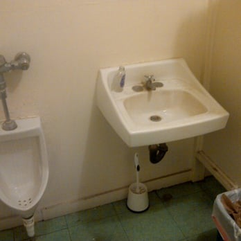 Mimi's Lounge - Restroom - Bars Near Me - Wailuku, Hawaii Mimi's Lounge - Restroom - Bars Near Me - Wailuku, Hawaii