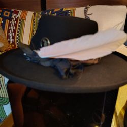 Flamekeepers Hat Club - This one is recognized as Flamekeepers when folks in the neighborhood see it. They tell me.