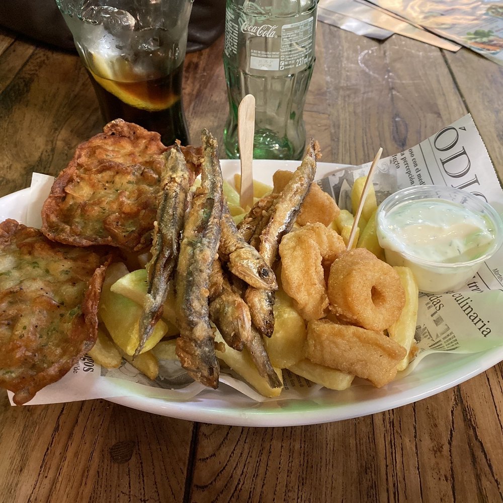 Assorted fried seafood Assorted fried seafood