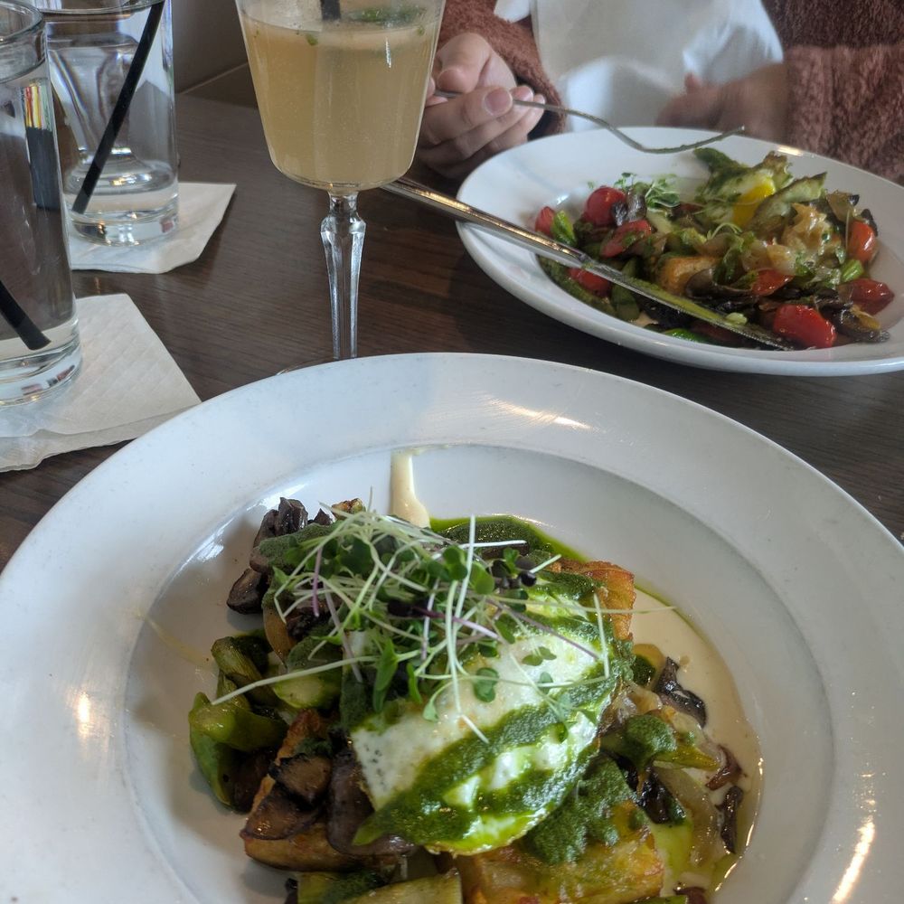 Mushroom and asparagus hash, grapefruit basil cocktail Mushroom and asparagus hash, grapefruit basil cocktail