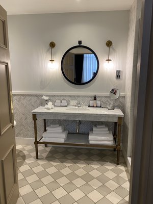 Kimpton Charlotte Square Hotel by null