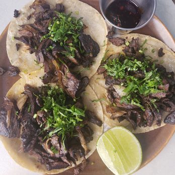 El Chingon - Skirt steak tacos... delicious - Sandwiches Near Me - Philadelphia, Pennsylvania El Chingon - Skirt steak tacos... delicious - Sandwiches Near Me - Philadelphia, Pennsylvania