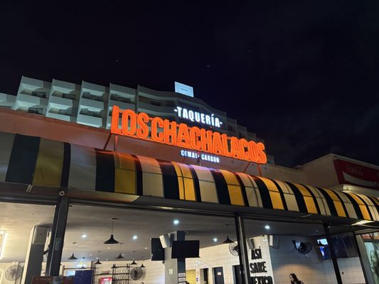 Taquería Los Chachalacos by null