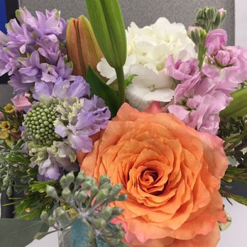 Flowers By Terranova - I love the colors combination! - Florists Near Me - Dallas, Texas Flowers By Terranova - I love the colors combination! - Florists Near Me - Dallas, Texas