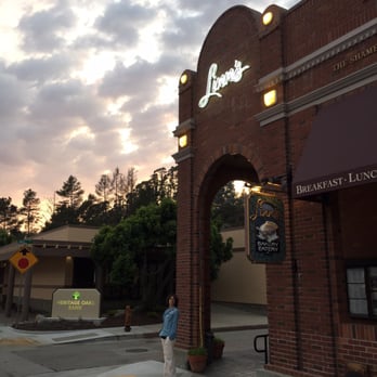 Linn's Restaurant - Sunset and pie - American Near Me - Cambria, California Linn's Restaurant - Sunset and pie - American Near Me - Cambria, California