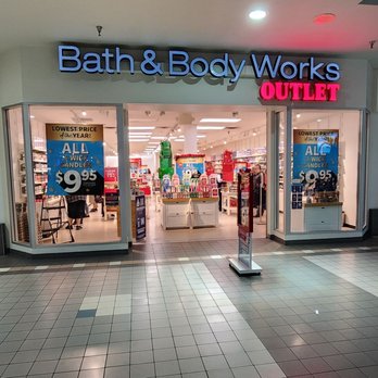 Bath & Body Works - Bath & Body Works Outlet 12/3/2022 - Cosmetics & Beauty Supply Near Me - Laughlin, Nevada