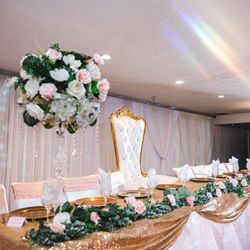 Boulevard Hall - The honor table for the kids was perfect