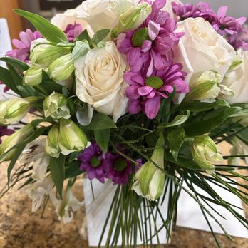 Creative Design - Sympathy bouquet - Florists Near Me - Vancouver, Washington