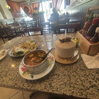Viethai Cuisine - Thai Near Me - Santa Rosa, California Viethai Cuisine - Thai Near Me - Santa Rosa, California