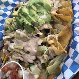 Nachos with artichoke hearts