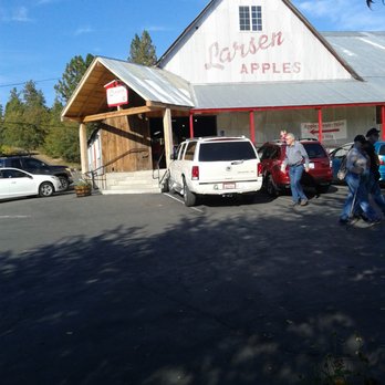 Larsen Apple Barn - Fruits & Veggies Near Me - Camino, California Larsen Apple Barn - Fruits & Veggies Near Me - Camino, California