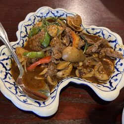 Chili Thai - Silverdale - KEE MAO NEAU (DRUNKEN BEEF)