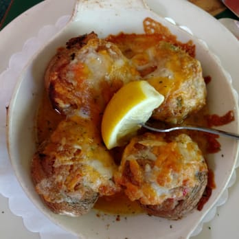 Hideaway Restaurant & Woodfire Pizza - American Near Me - Old Lyme, Connecticut Hideaway Restaurant & Woodfire Pizza - American Near Me - Old Lyme, Connecticut