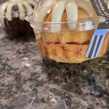 Nothing Bundt Cakes - White chocolate raspberry issue - Bakeries Near Me - Menifee, California