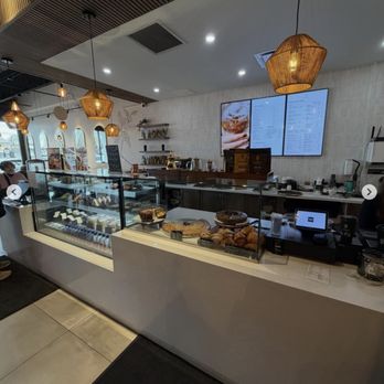 Haraz Coffee House - Coffee & Tea Near Me - Fairfax, Virginia