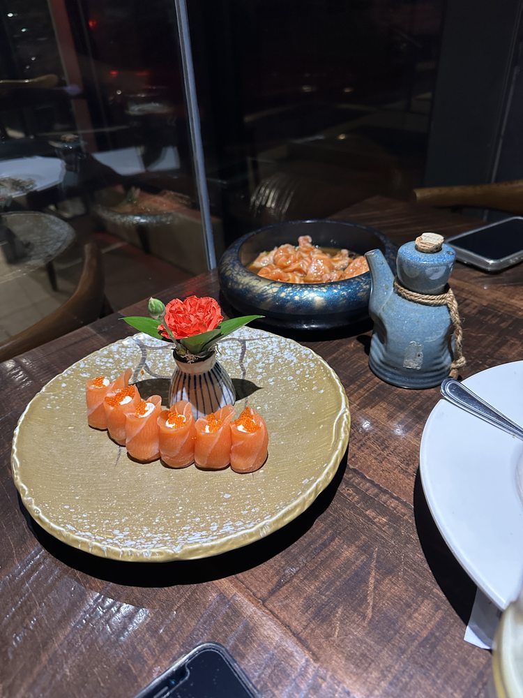 Sushi Star - Photo 2