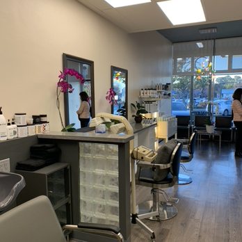 Étoile - The space is clean, comfortable and reimagined. - Hair Stylists Near Me
