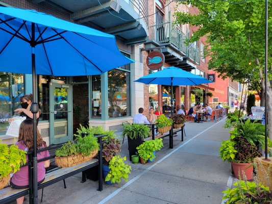Mass St. Fish House & Raw Bar by null