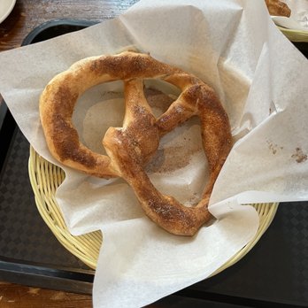 Coffee Tomo - Cinnamon sugar pretzel - Coffee & Tea Near Me - Los Angeles, California