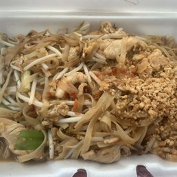 Chicken Pad Thai Chicken Pad Thai