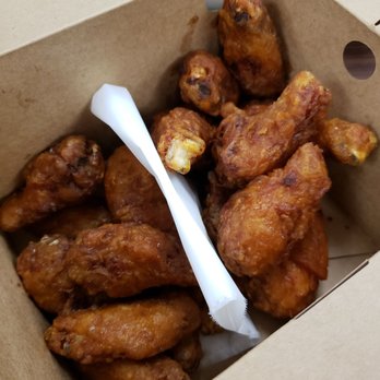 Mad For Chicken - Medium drumsticks and wings combo - Chicken Wings Near Me - Brooklyn, New York