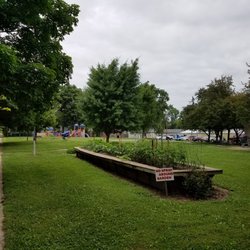 Payne Park - garden