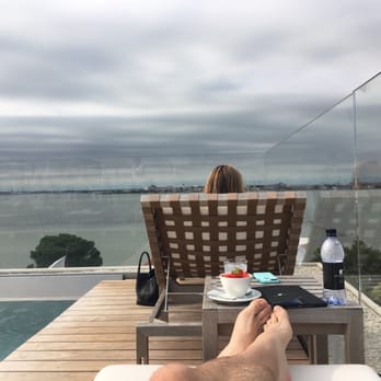 JW Marriott Venice Resort & Spa - Drinks and strawberries at rooftop infinity pool overlooking San Marco square in Venice - Hotels Near Me - Venice, RM