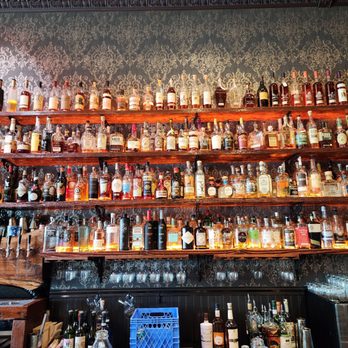 Rocco's - Awesome bar - Bars Near Me - Seattle, Washington