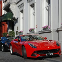 Heritage - Some Ferrari's stayed over and had a good night in their private garage