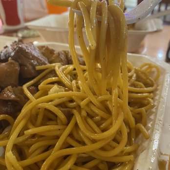 Kelly's Cajun Grill - Lo Mein Noodles [they're really spaghetti noods] - Cajun/Creole Near Me - San Jose, California