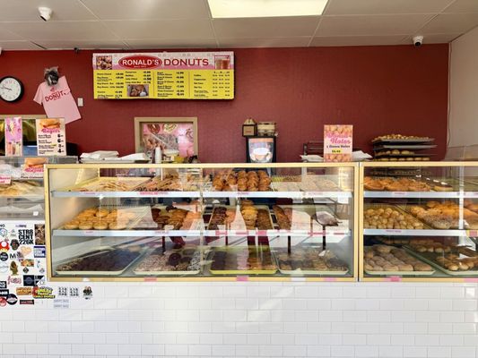 Ronald's Donuts by null