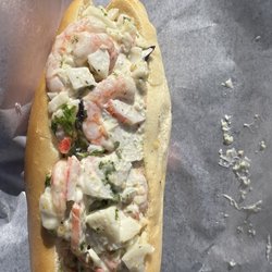 Les Moulins la Fayette - Seafood sandwich