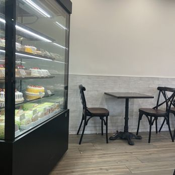 Fay Da Bakery - 2025 - Bakeries Near Me - Forest Hills, New York